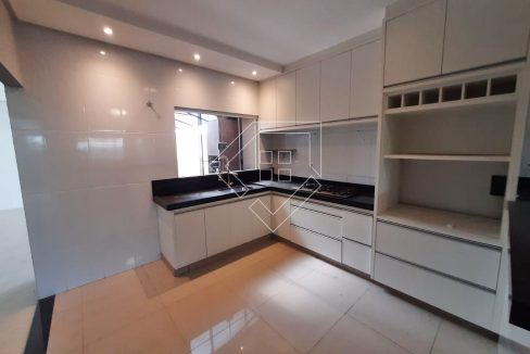 almerinda74928_010