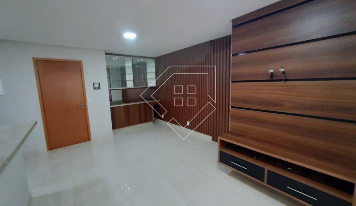 rodrigues77650_001