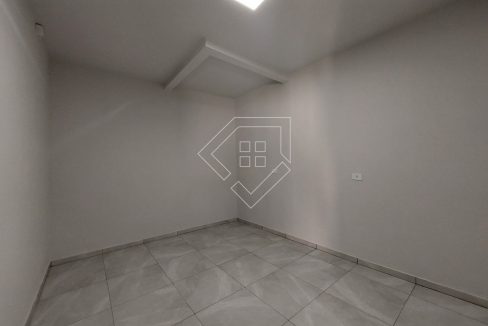sala77287_005