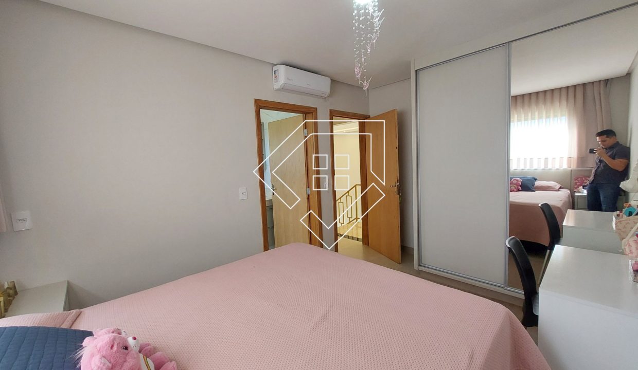 michelangelo2419_002